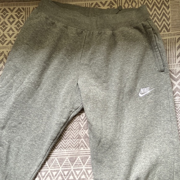 Nike Youth Grey Sweatpants - Picture 4 of 4